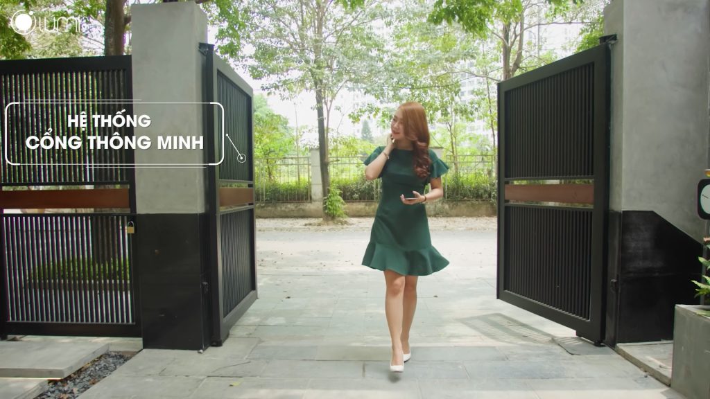 Chiếc cổng thông minh đón khách khi chủ nhà ở bất cứ đâu