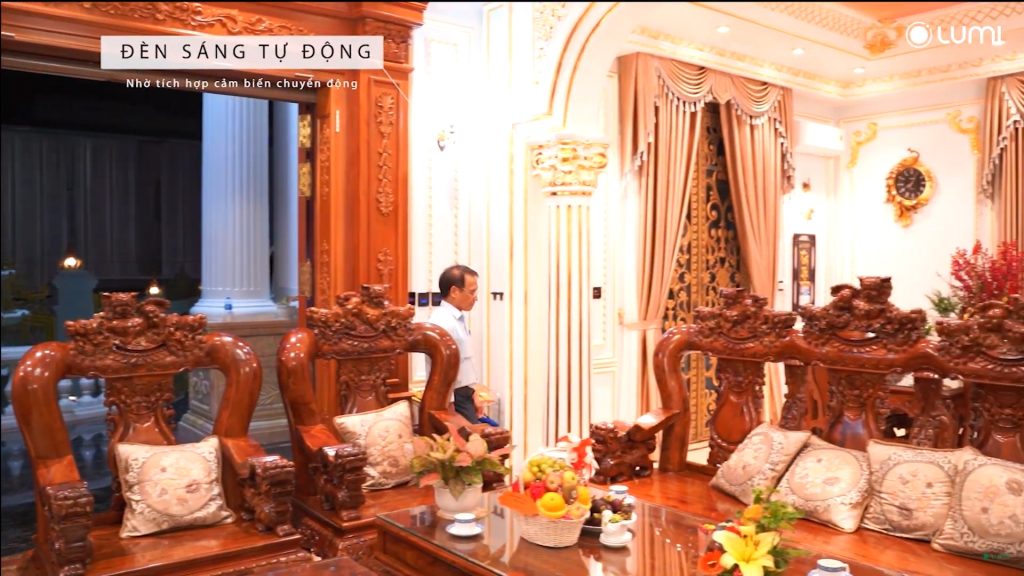 Đèn sáng tự động nhờ tích hợp cảm biến chuyển động