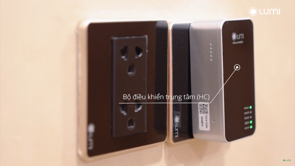 Bộ điều khiển trung tâm gắn tường